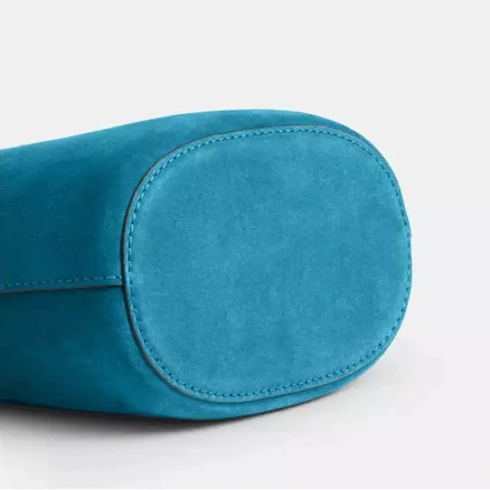 COACH Bleecker Bucket Bag 21 - Picture 6 of 8